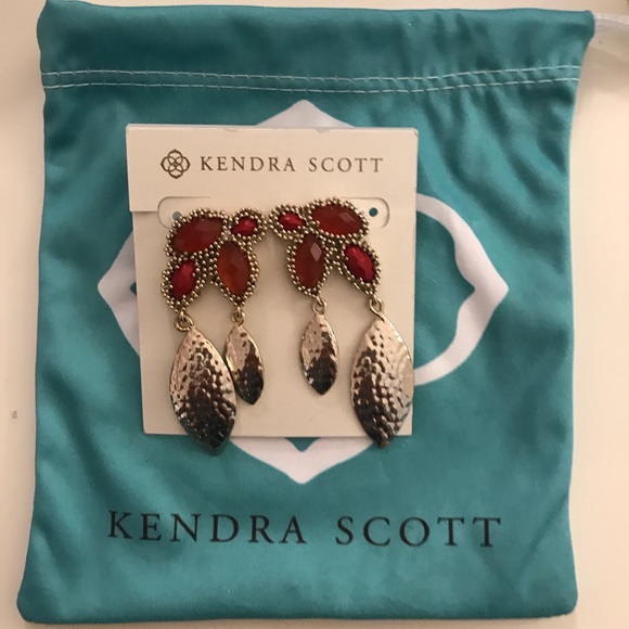 Jewelry - Kendra Scott Earrings
